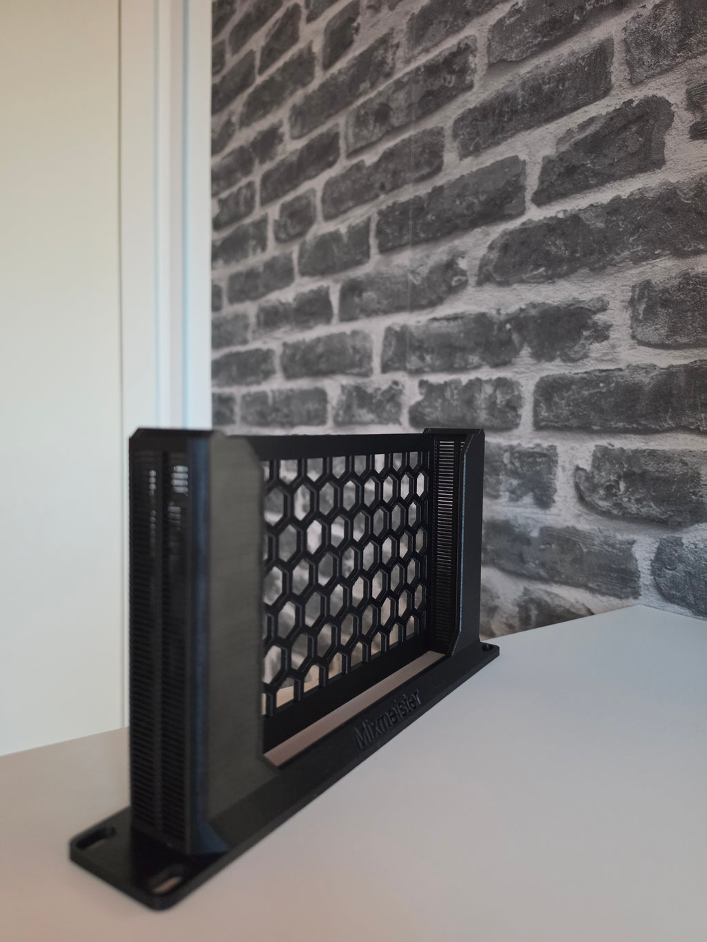 TP-Link ES210X-M2 2.5G - 10-Inch Rackmount
