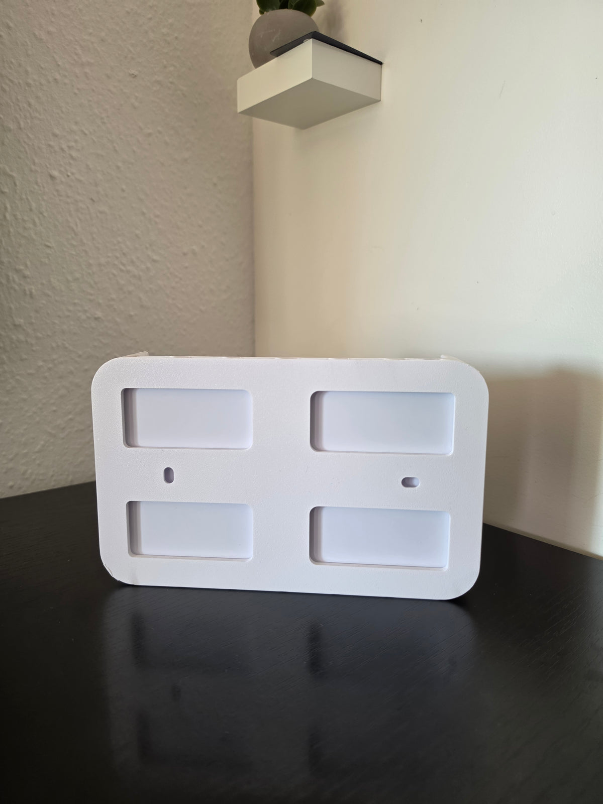 Ubiquiti UniFi Cloud Gateway Fiber Wall Mount