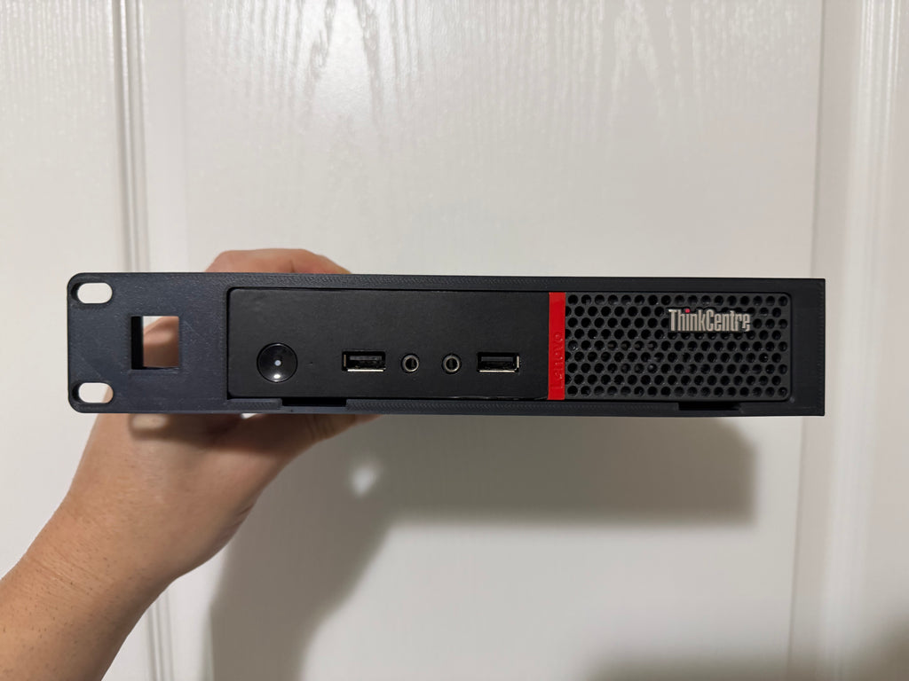 Lenovo ThinkCentre Tiny M715q 10-Inch Rackmount