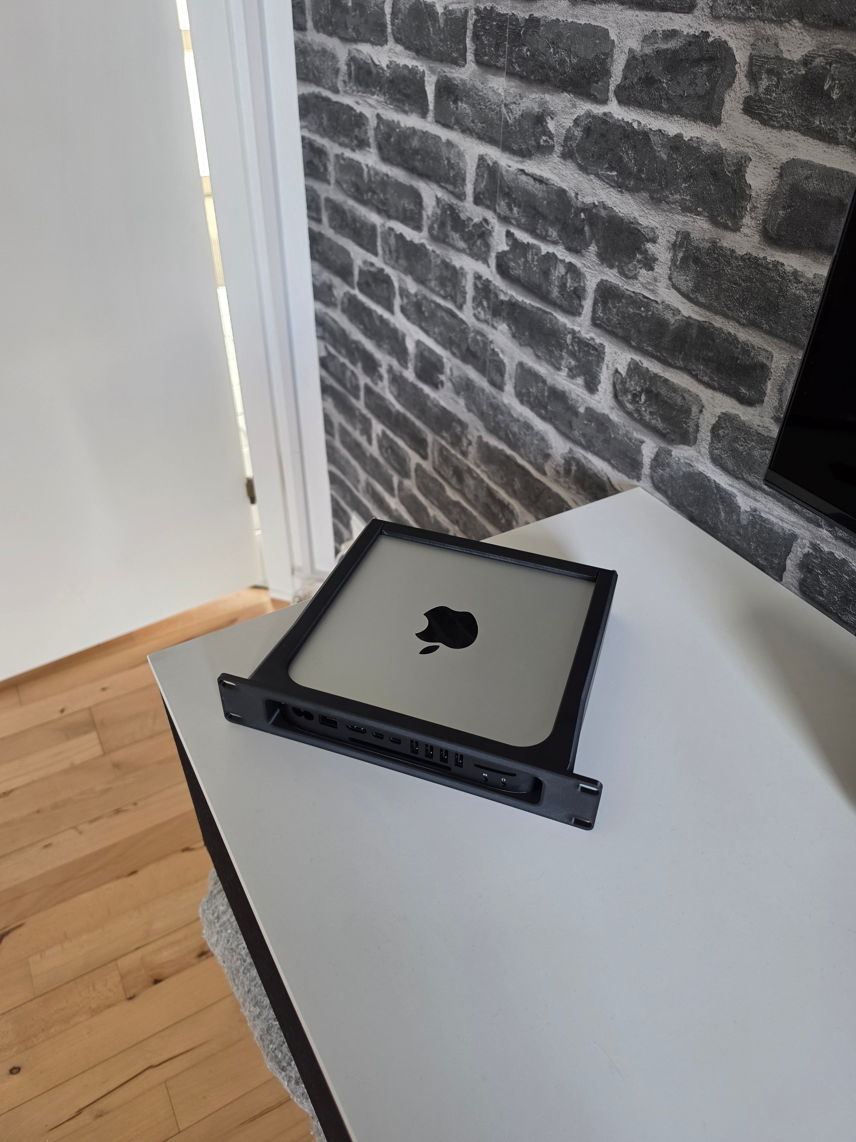 Mac mini 10-Inch Rackmount