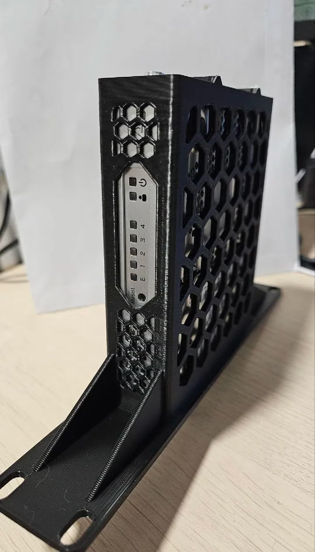 MikroTik CRS305-1G-4S+IN 10" Rackmount