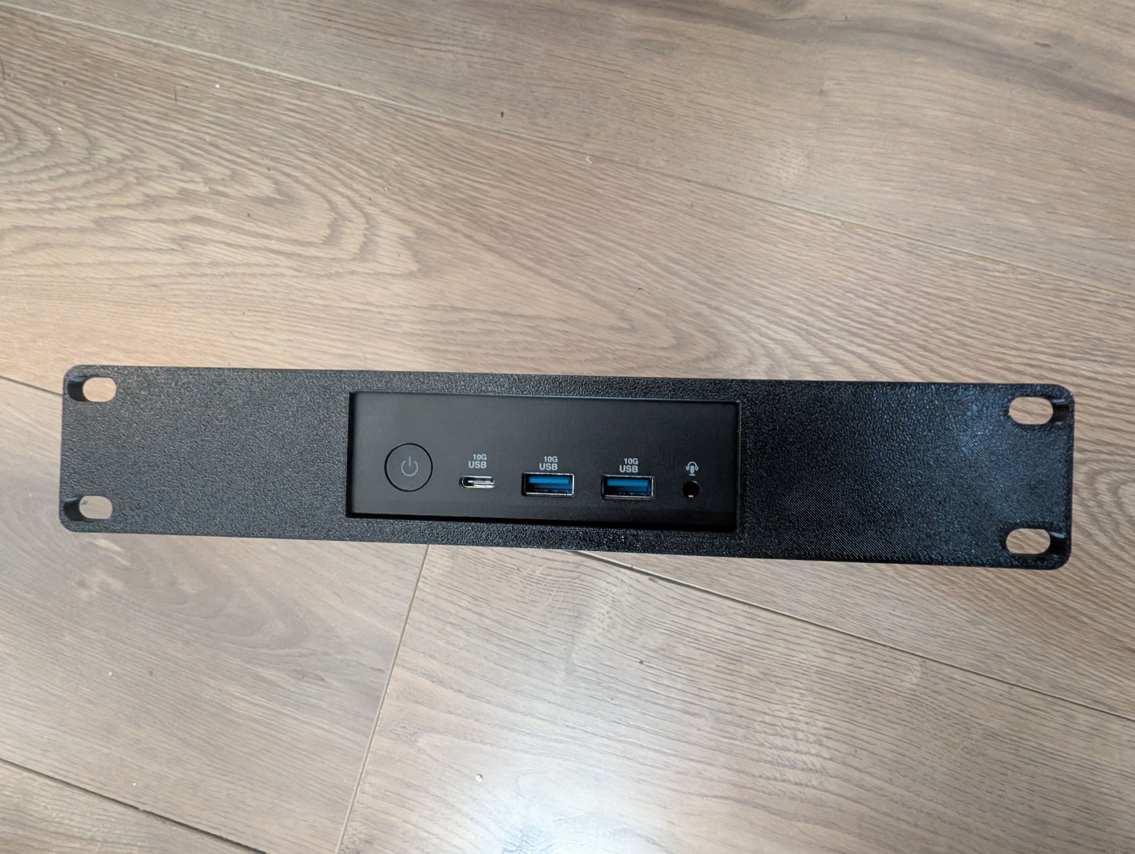 Asus nuc 14 essential 10" Rackmount
