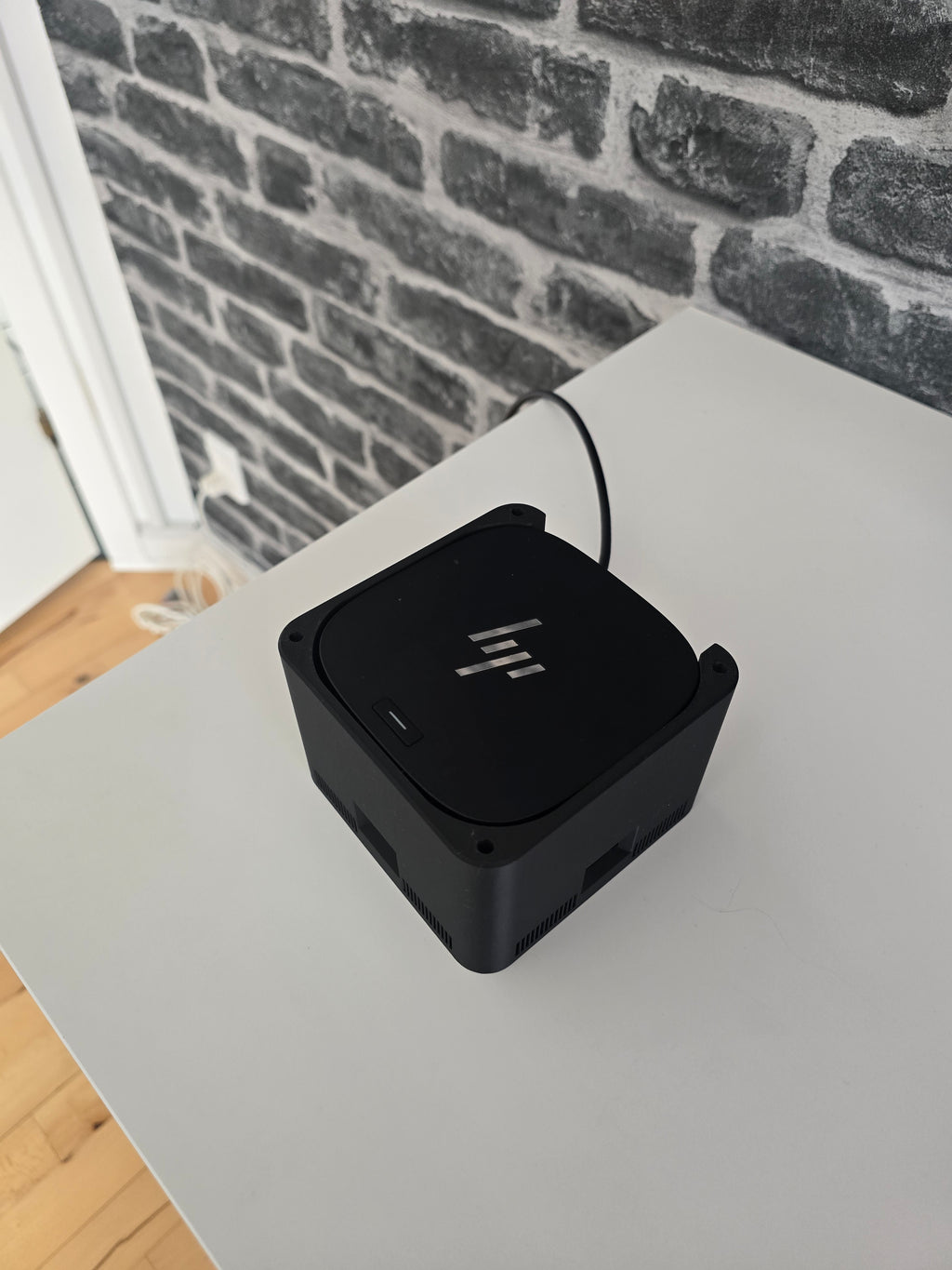HP Thunderbolt 4 Dock G4 mount